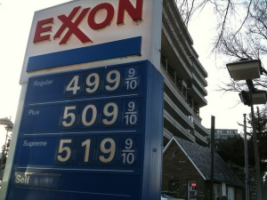 Gas Prices Have Been Falling Steadily Since May photo by  brownpau 